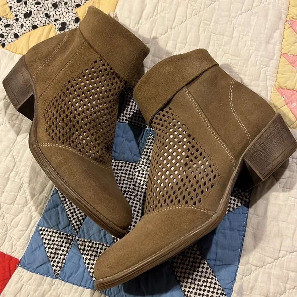 Roan by Bed|Stu Houlton Ankle Boots Perforated Suede Leather - Picture 5 of 11